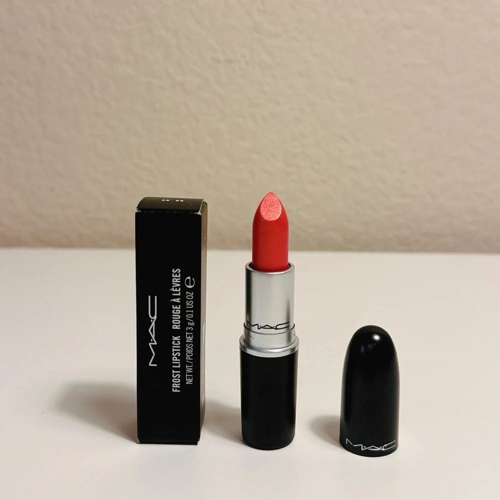 MAC Frost Lipstick in CB 96 ~ Full Size New In Box